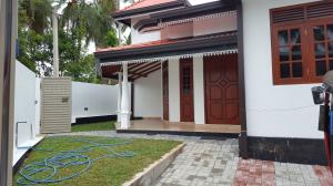 House for sale in Galwarusawa Road , Korathota , Athurugiriya