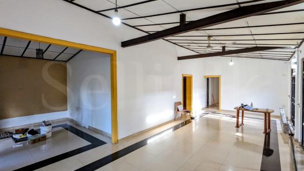 Complete House for sale or rent at  Ragama