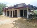 4BR Spacious house in Labugama Road Hanwella