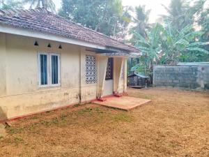 Land with House For Sale In Makewita Ja-Ela/ Gampaha Road