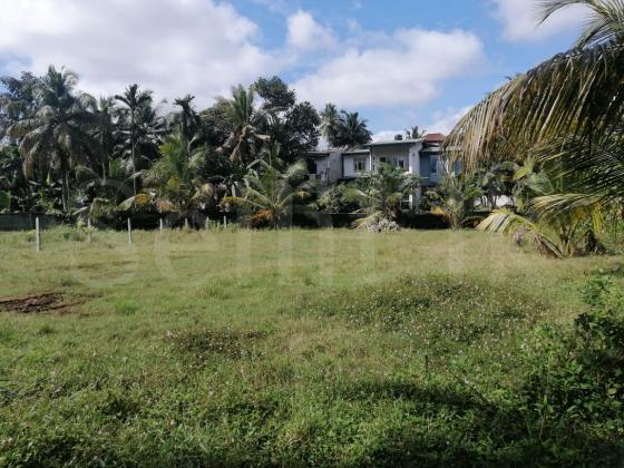 11 Perches / 14P block of land for sale in Welisara ( Lakmal Plac