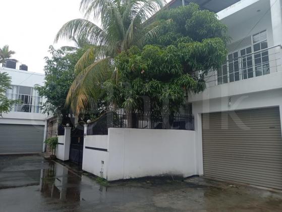 3 STORY HOUSE FOR SALE IN COLOMBO 15