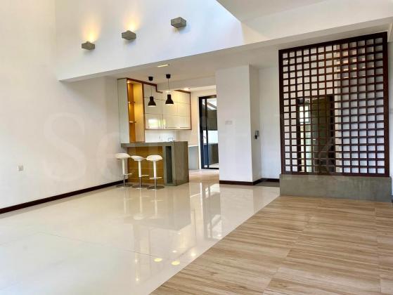 Brand New Architect Designed House For Sale At Battaramulla(with pool)