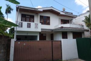 Code 3727 House for sale Nawala