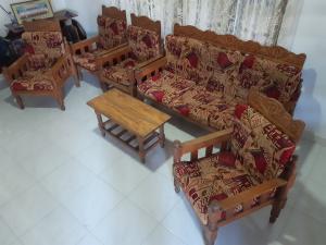 Sofa set wooden ( බුරුත )