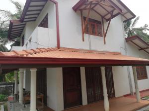 House for Urgent sale in Malabe